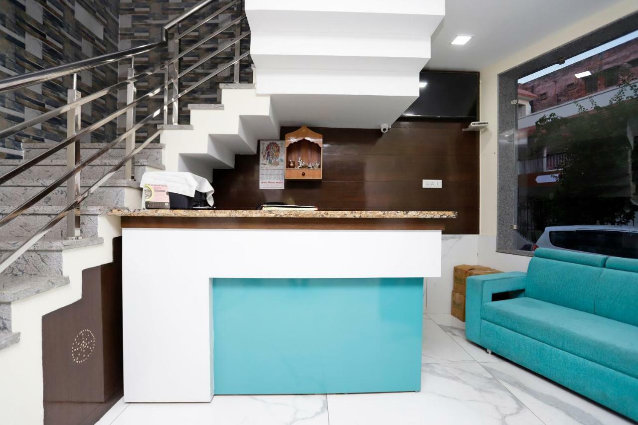 Oyo 39595 Hotel Ray Ban Kankhal 외부 사진