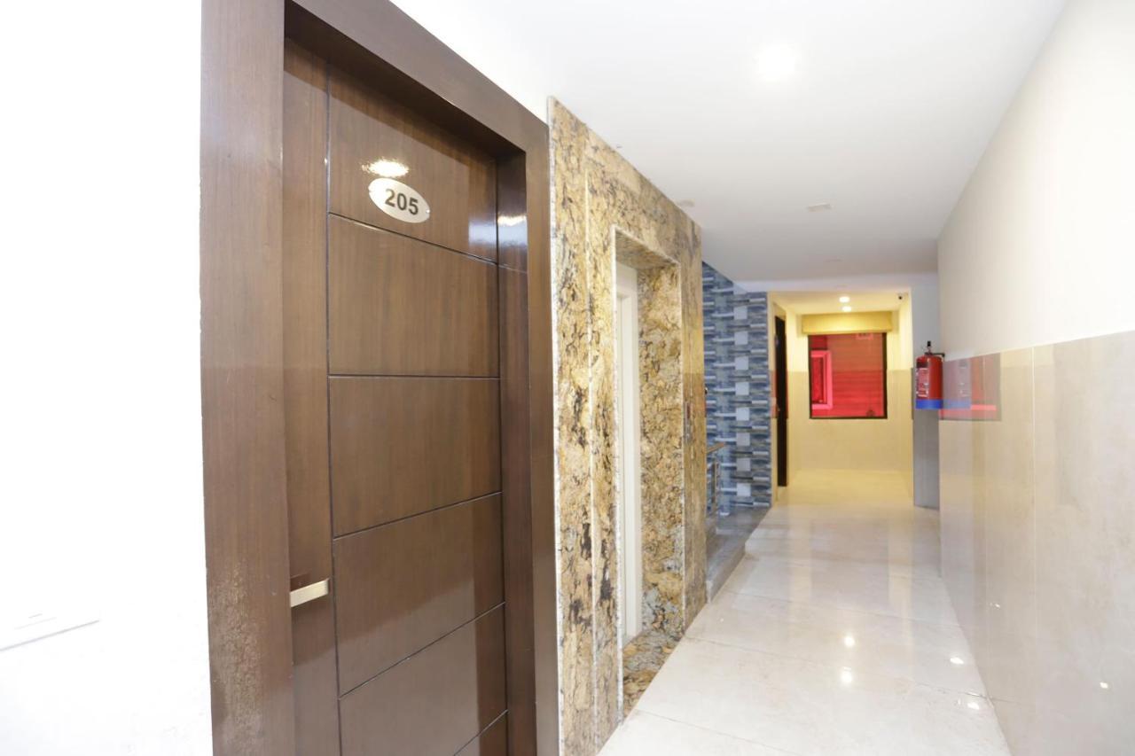 Oyo 39595 Hotel Ray Ban Kankhal 외부 사진